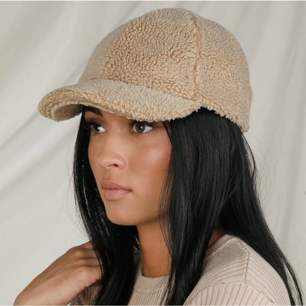 SHERPA BASEBALL CAP - BEIGE